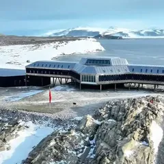 Antarktika'da 97 Günlük Karanlığa Karşı Yenilenebilir Enerji Sistemi