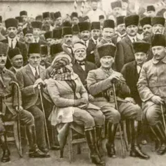 Mustafa Kemal Atatürk: Türkiye'nin Dönüşümünün Mimarı