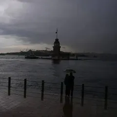 İstanbul Valiliği Uyardı: İstanbul’da Kuvvetli Yağış ve Fırtına Bekleniyor