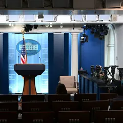 UN Juez Levanta el Veto de Trump A CNN, MS NOW y Politico en la Casa Blanca