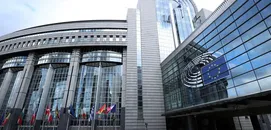 AB Parlamentosu, ABD ile Ticaret Anlaşmasını Onayladı