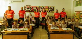 THY, kullanım ömrü biten uçak koltuğu kumaşlarını okul çantası ve kırtasiye malzemesine dönüştürdü