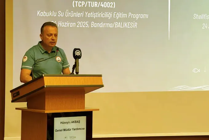 Balıkesir'de kabuklu su ürünleri yetiştiriciliğinde kapasite gelişimi için eğitim çalıştayı yapıldı Balıkesir'de kabuklu su ürünleri yetiştiriciliğinde kapasite gelişimi için eğitim çalıştayı yapıldı