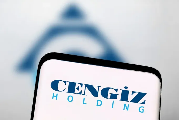 Cengiz Holding'den Elektrikli Araç Bataryaları İçin Stratejik İşbirliği Cengiz Holding'den Elektrikli Araç Bataryaları İçin Stratejik İşbirliği