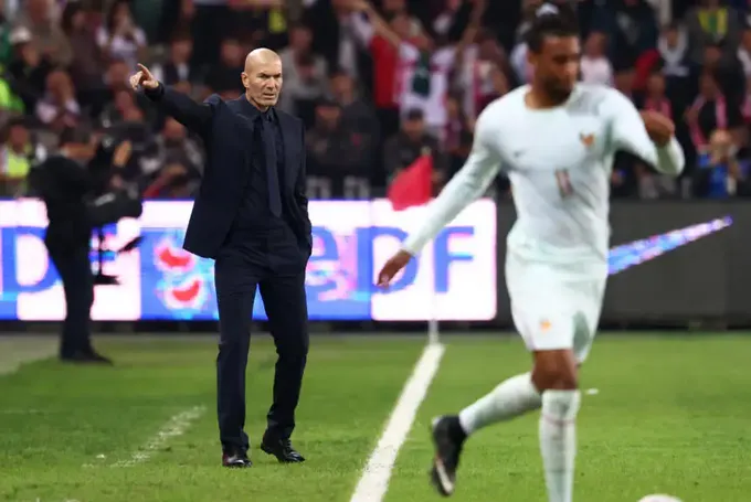🔴 Ligue des Nations : Les Bleus S'Imposent en Turquie, une Première Réussie pour Zinedine Zidane