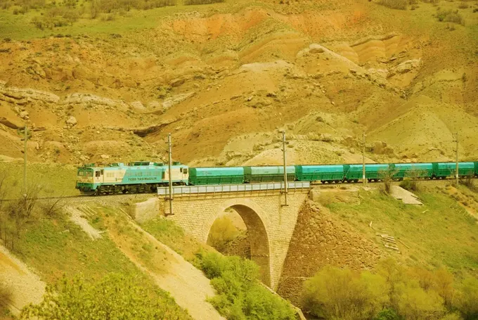 Omsan Logistics Malatya-Nurdağı demir yolu hattında seferlere başlıyor Omsan Logistics Malatya-Nurdağı demir yolu hattında seferlere başlıyor