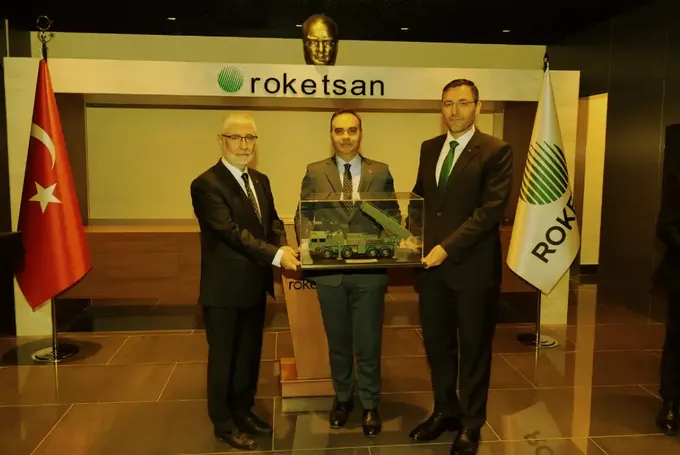 Sanayi ve Teknoloji Bakanı Kacır, ROKETSAN'ı ziyaret etti Sanayi ve Teknoloji Bakanı Kacır, ROKETSAN'ı ziyaret etti