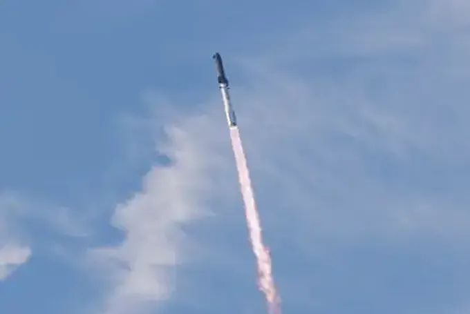 ‘Starship Is in Orbit’: Cheers Go up as Huge Spacex Rocket Circles Earth for First Time