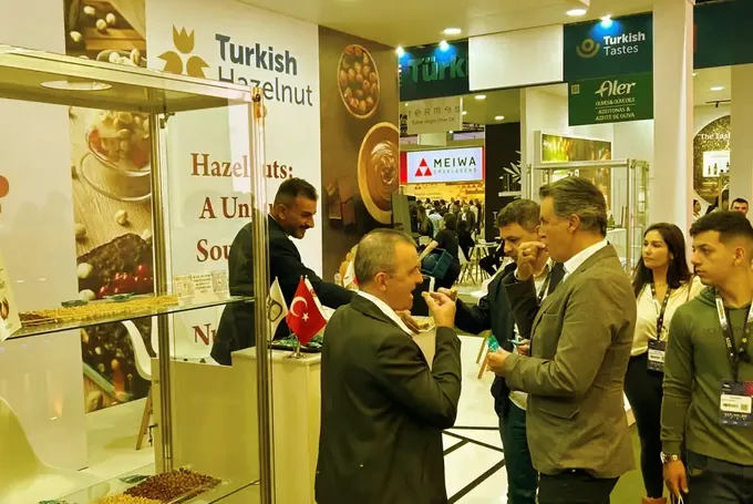 Türk fındığı Güney Amerika'da tanıtıldı Türk fındığı Güney Amerika'da tanıtıldı