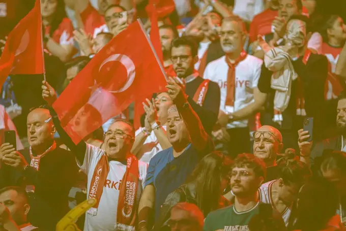 Türkiye Sigorta iş ortaklarıyla A Milli Erkek Basketbol Takımı'nın maçında buluştu Türkiye Sigorta iş ortaklarıyla A Milli Erkek Basketbol Takımı'nın maçında buluştu