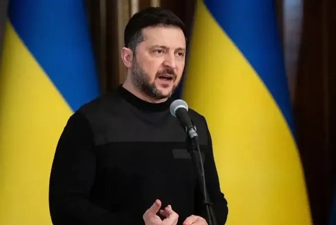 Zelenski: ABD'den her ay Patriot füzesi alacağız