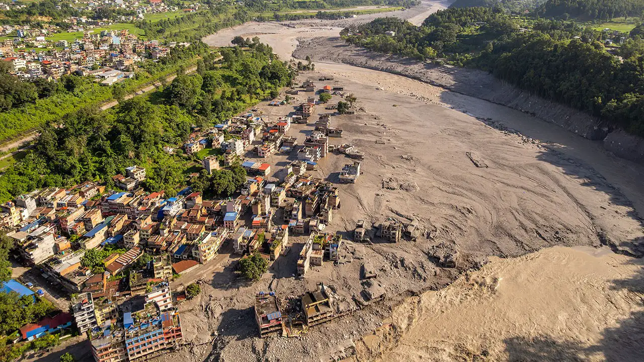 Nepal'de Sel Felaketinde Bilanço Ağırlaşıyor: Can Kaybı 734'e Yükseldi